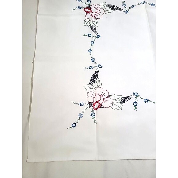 Vintage Embroidered Tablecloth 27"x32" Floral Mcm - Picture 3 of 7